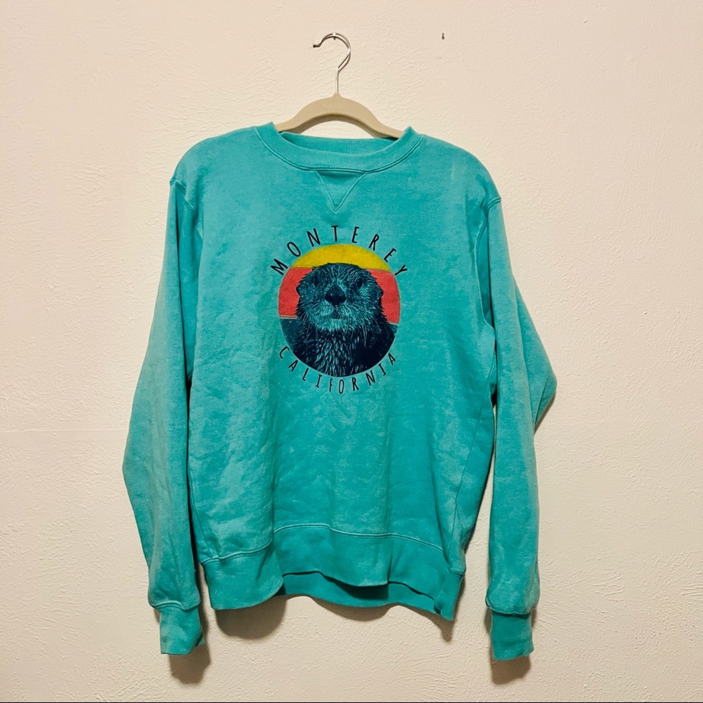 Monterey California Beach Vacation Otter Neon Sweatshirt